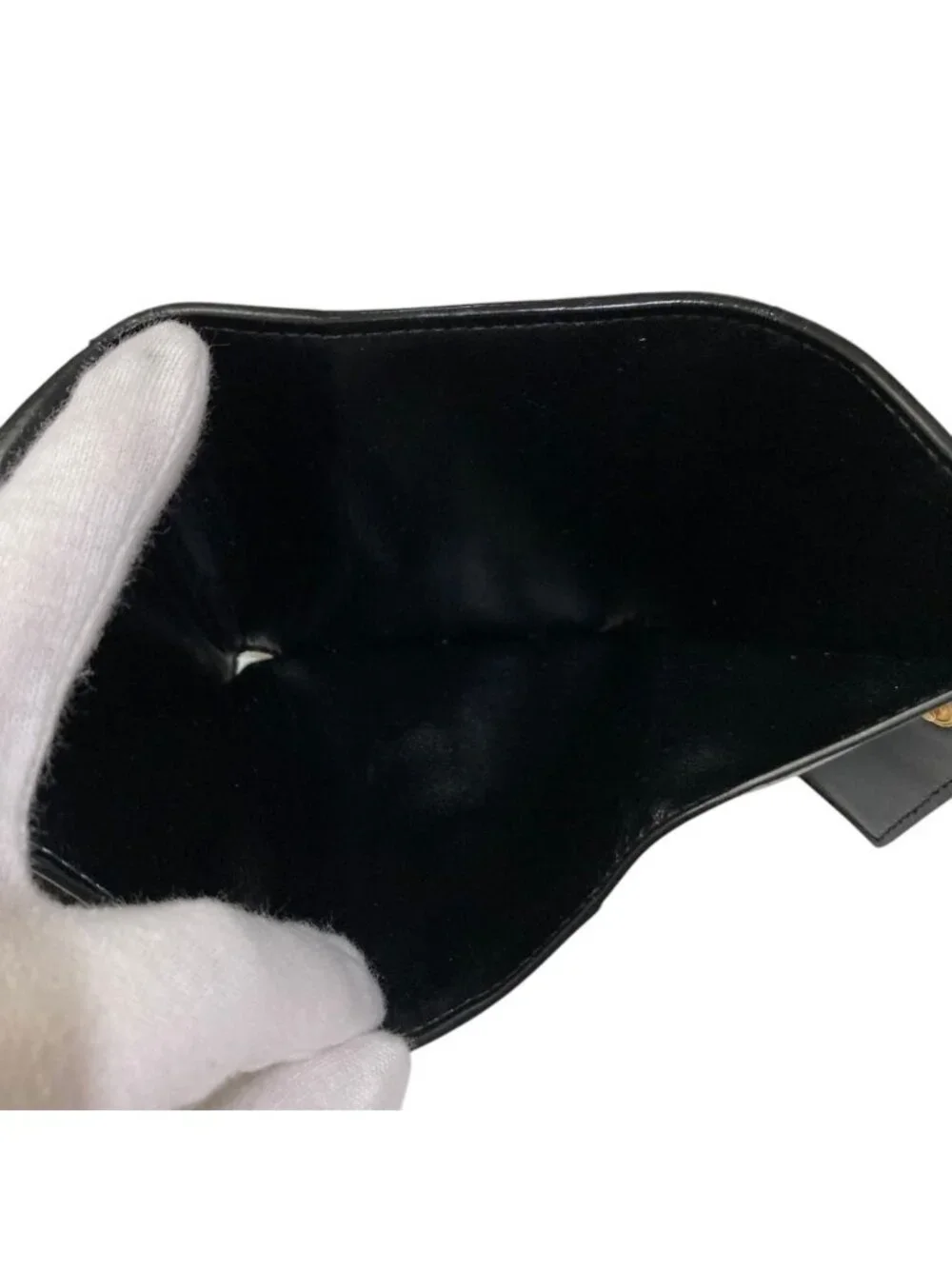 Bottega Veneta Maxi Intrecciato Cassette Trifold Wallet Zipper Black